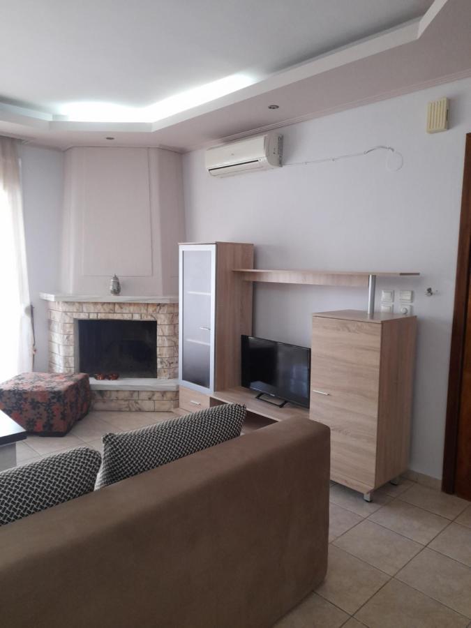 Athina'S House By The Sea Apartment Nea Peramos  Exterior photo
